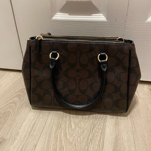 COACH F67027 - Mini Surrey Carryall Satchel in Signature Canvas - Brown - Picture 4 of 6